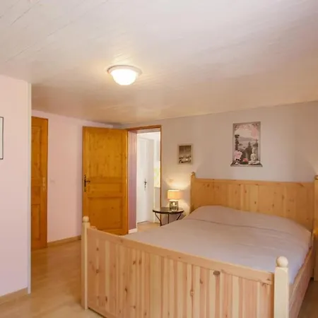 En Rez De Jardin Et Terrasse Ds Apartment *